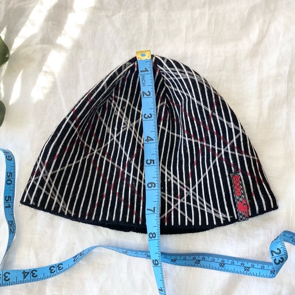 Bula Striped Toque - Picture 6 of 8